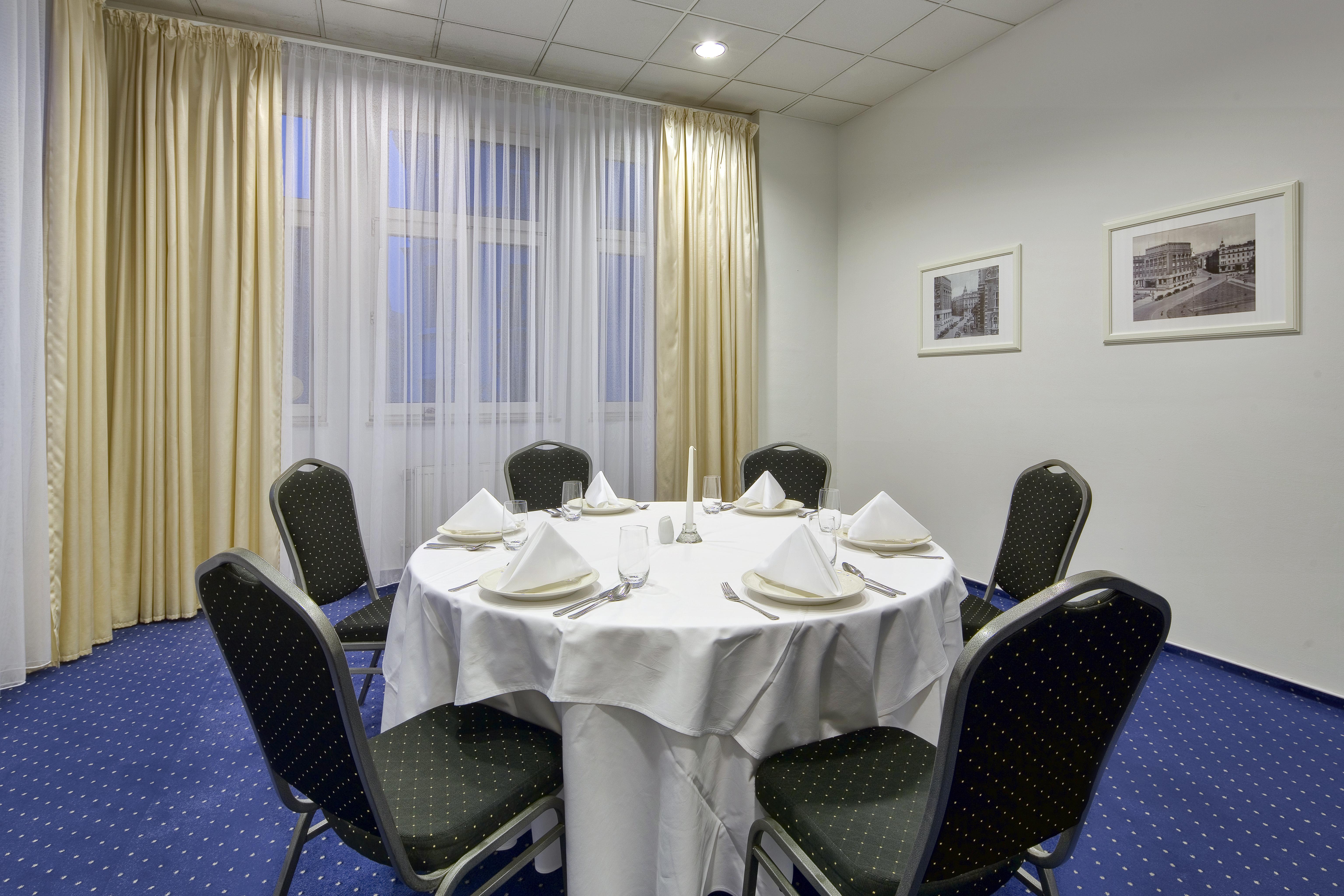 Imperial Hotel Ostrava Kültér fotó